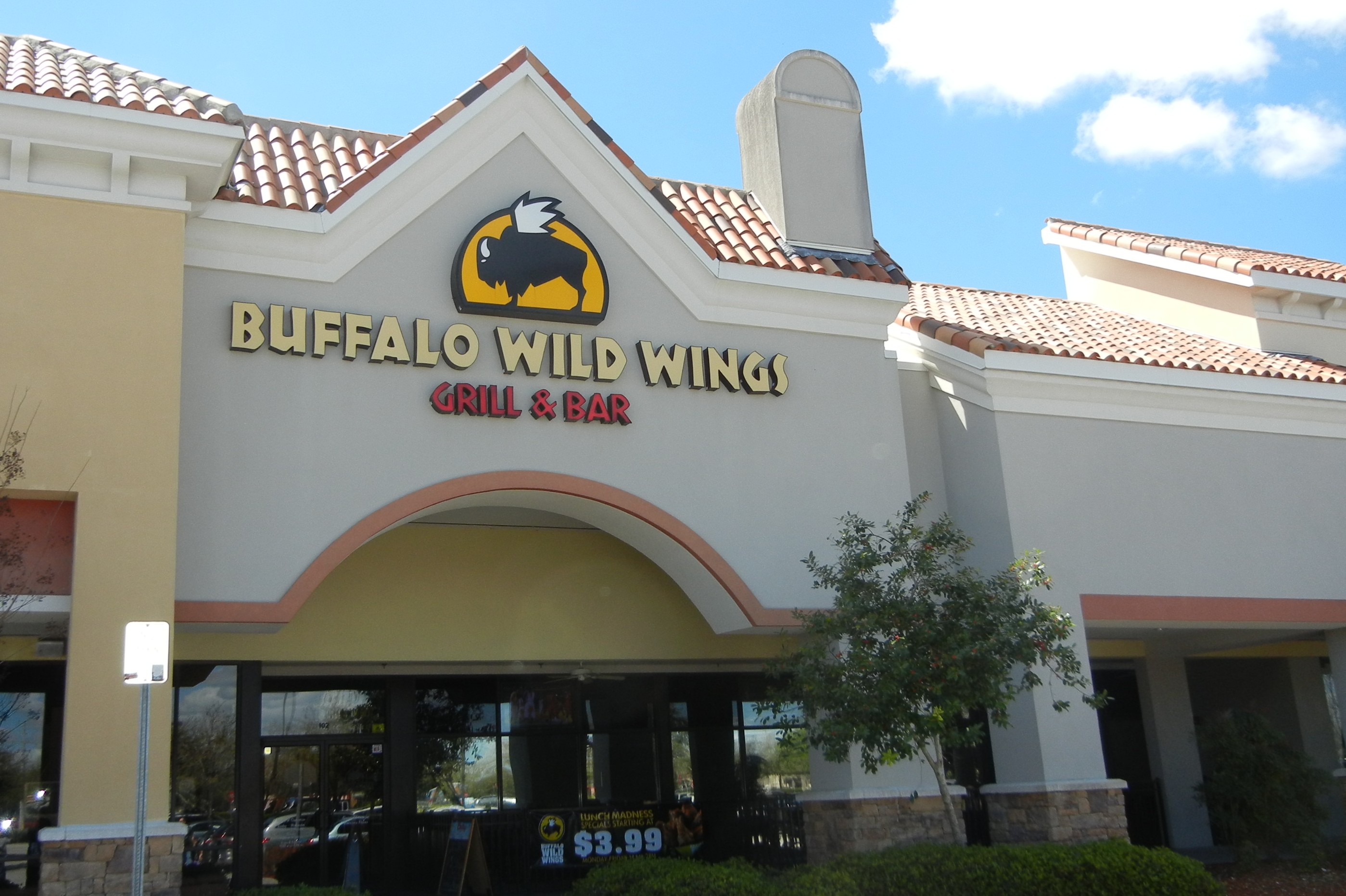 buffalo wild wings hours buffalo wild wings hours