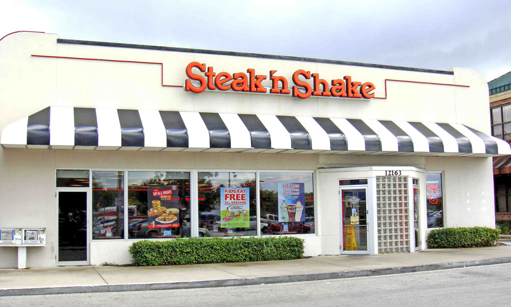 2019's Best Events! Outback Steakhouse. The home of juicy steaks, spirited drinks and Aussie hospitality. Enjoy steak, chicken, ribs, fresh seafood & our famous Bloomin' Onion.